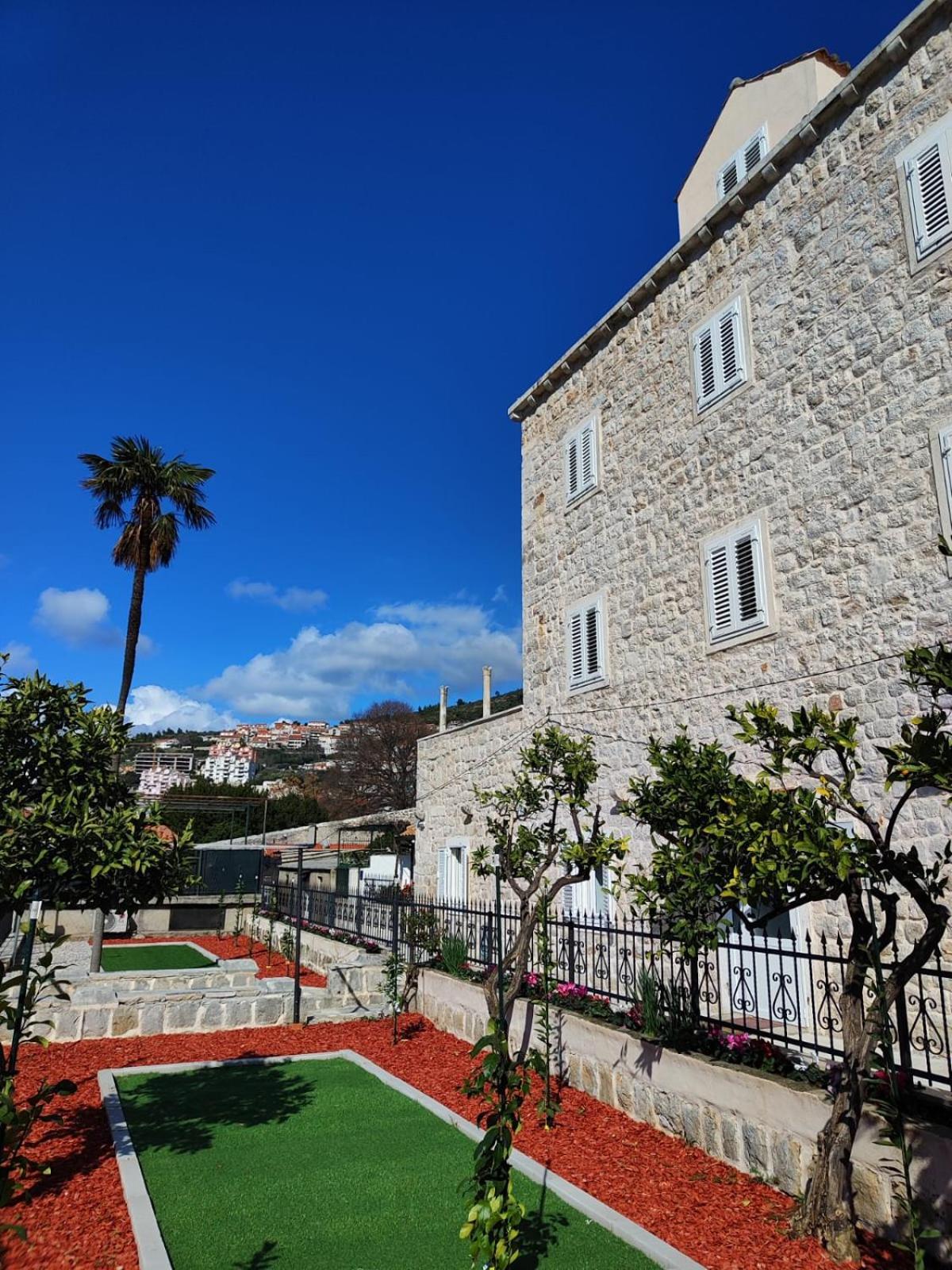 Apartments Harriet Dubrovnik Bagian luar foto